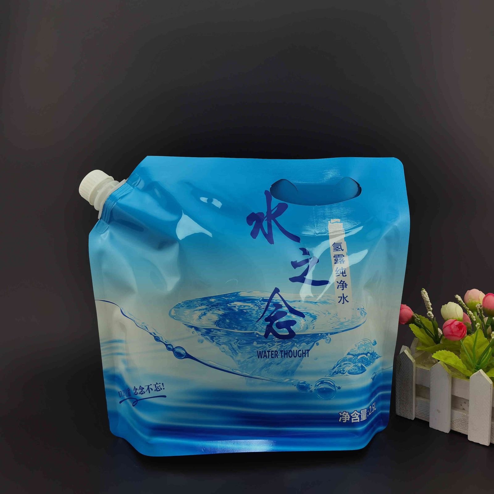 Custom Food-Grade Spout Pouch 5 L, with Handle for Purified Water