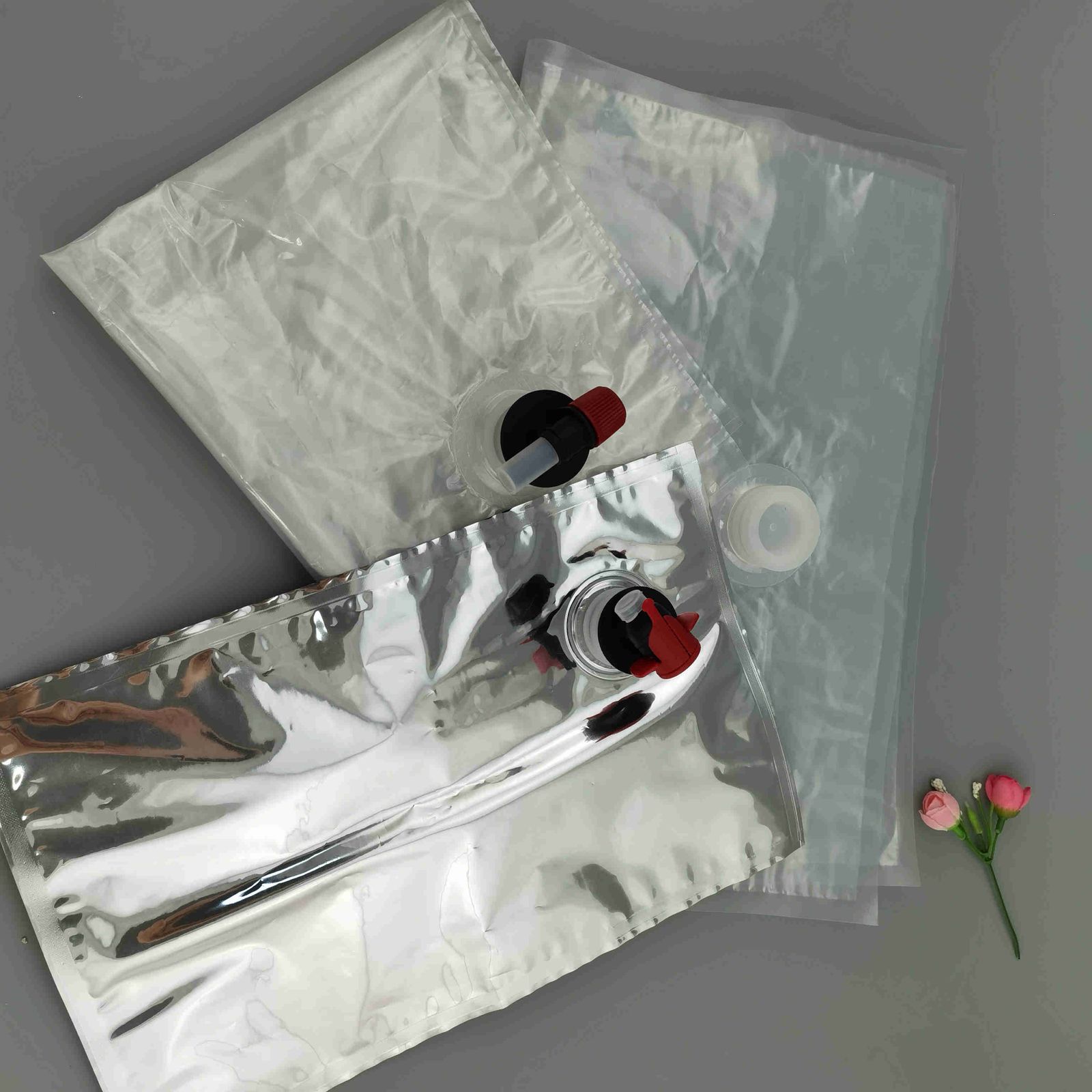 Custom Metallized Bag-in-Box 1–20 L with Butterfly Valve for Red Wine