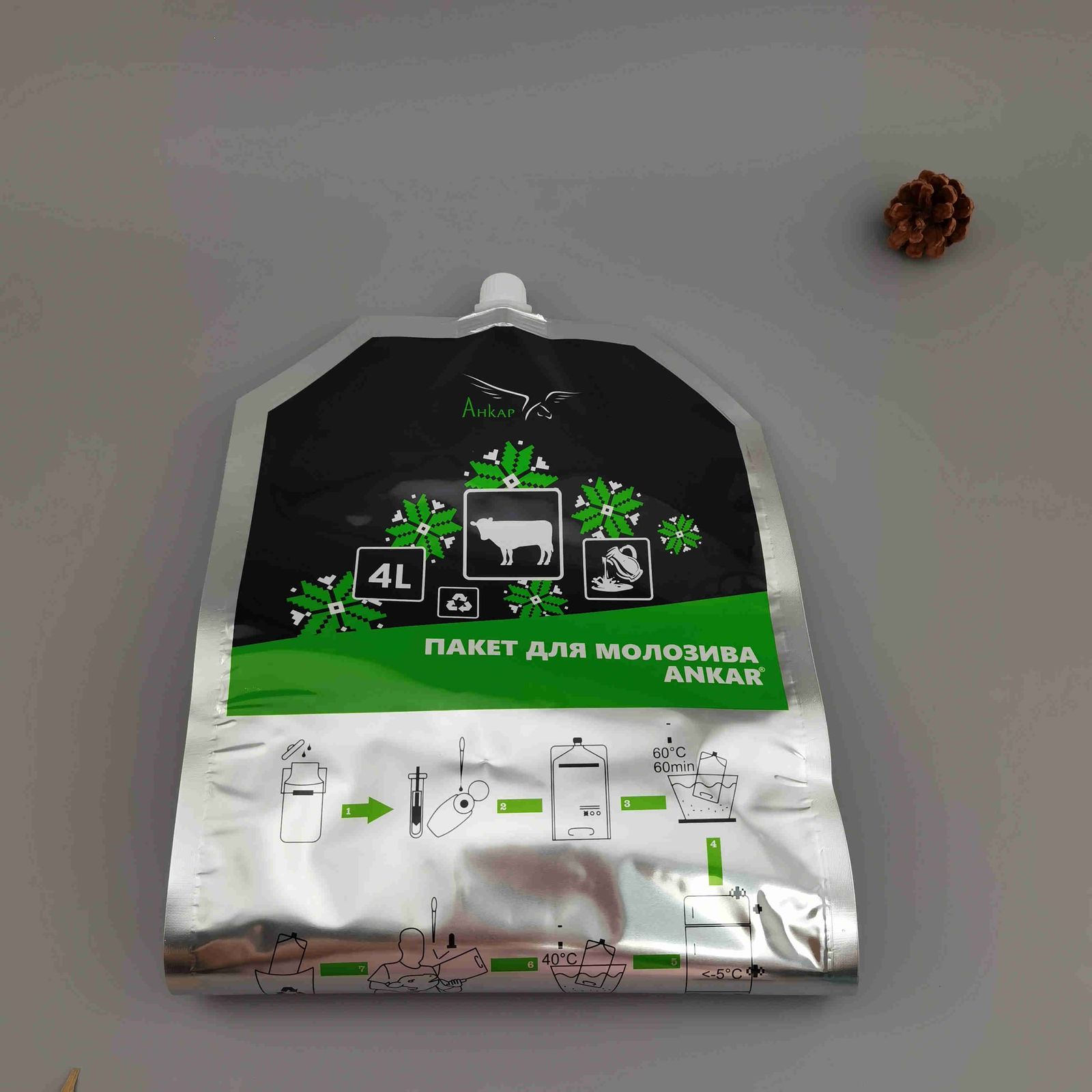 Custom Foil Colostrum Pouch 4 L with Drain Tube for Calf Colostrum