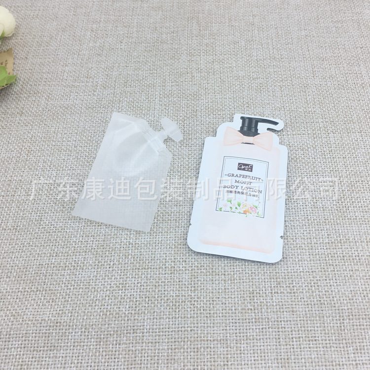 15g Hotel Amenity Soap Pouch with Spout for Shampoo and Conditioner