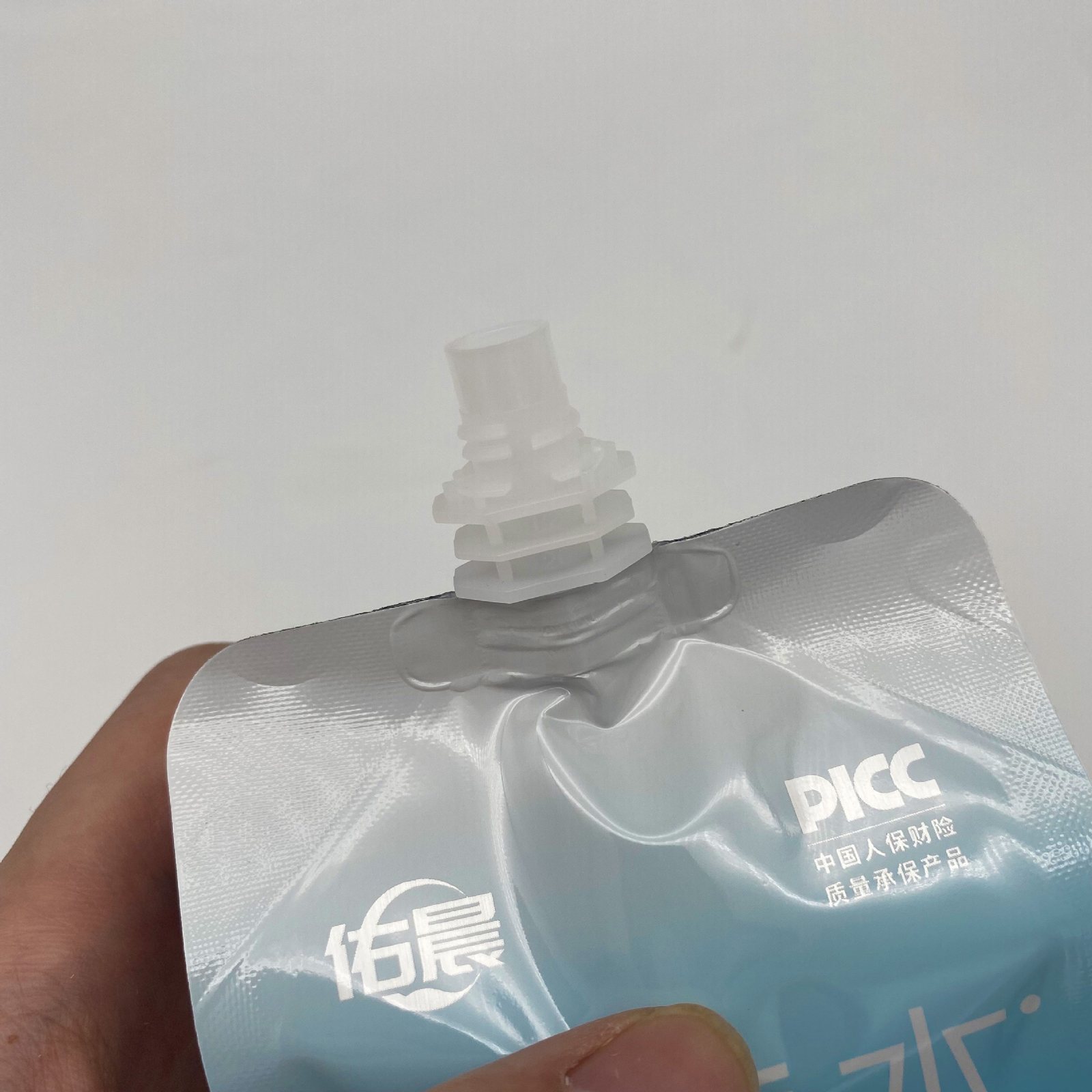 3L酱油液体包装袋（四边封带吸嘴）